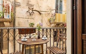 Garconniere In Ortigia