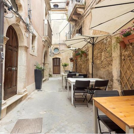 Garconniere In Ortigia Villa Syracuse Exterior photo